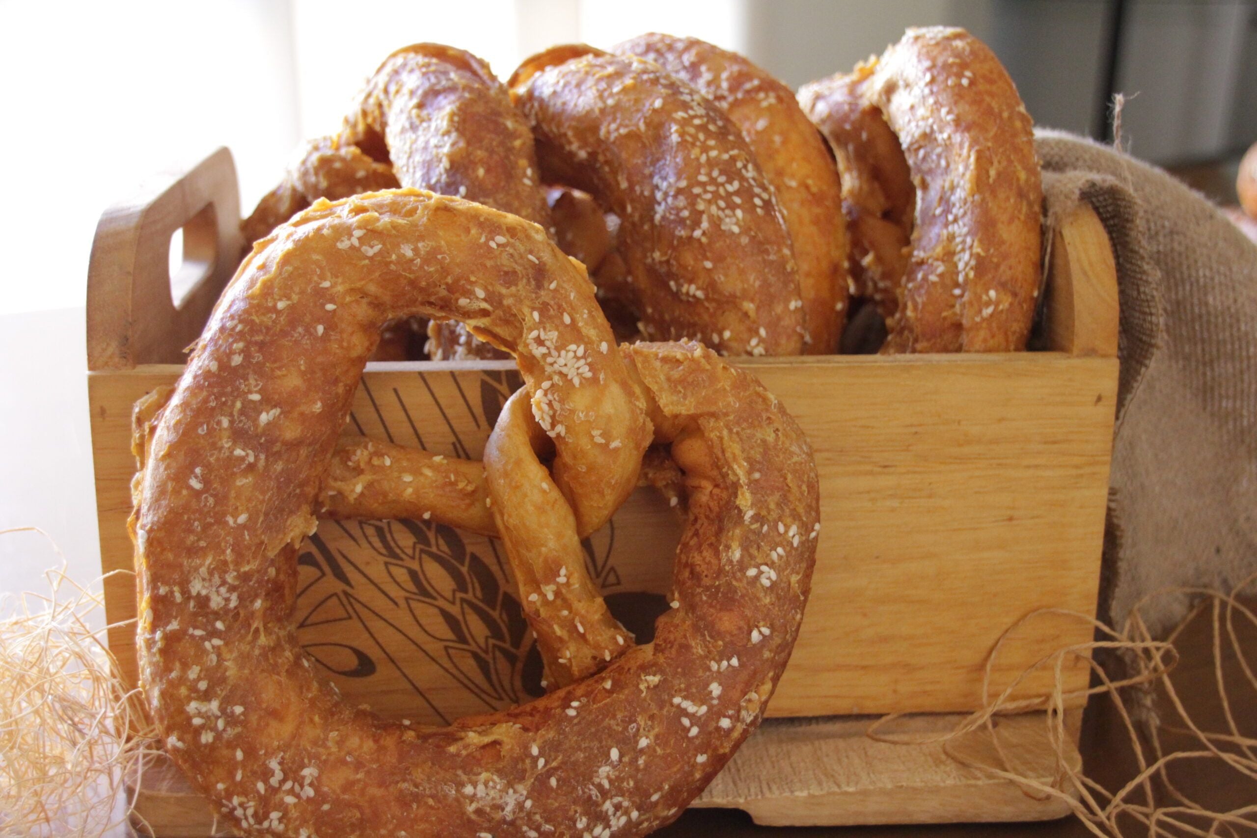 croci-bakery-pretzel-snack-chien-poulet-bretzel-11-cm image 2